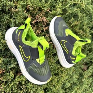 Nike Kids Flex Plus Sneakers Toddler Size 10.5 Black Green Shoes
